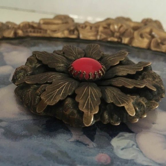 HTF Antique Art Nouveau Red Vauxhall Glass Bohemian Czech Repousse Brass Brooch - Picture 9 of 12